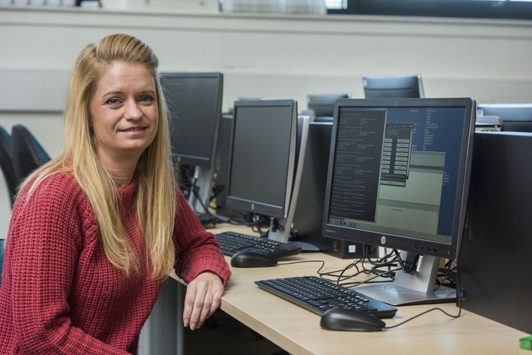 Female Ethical Hacking student Cheryl Torano