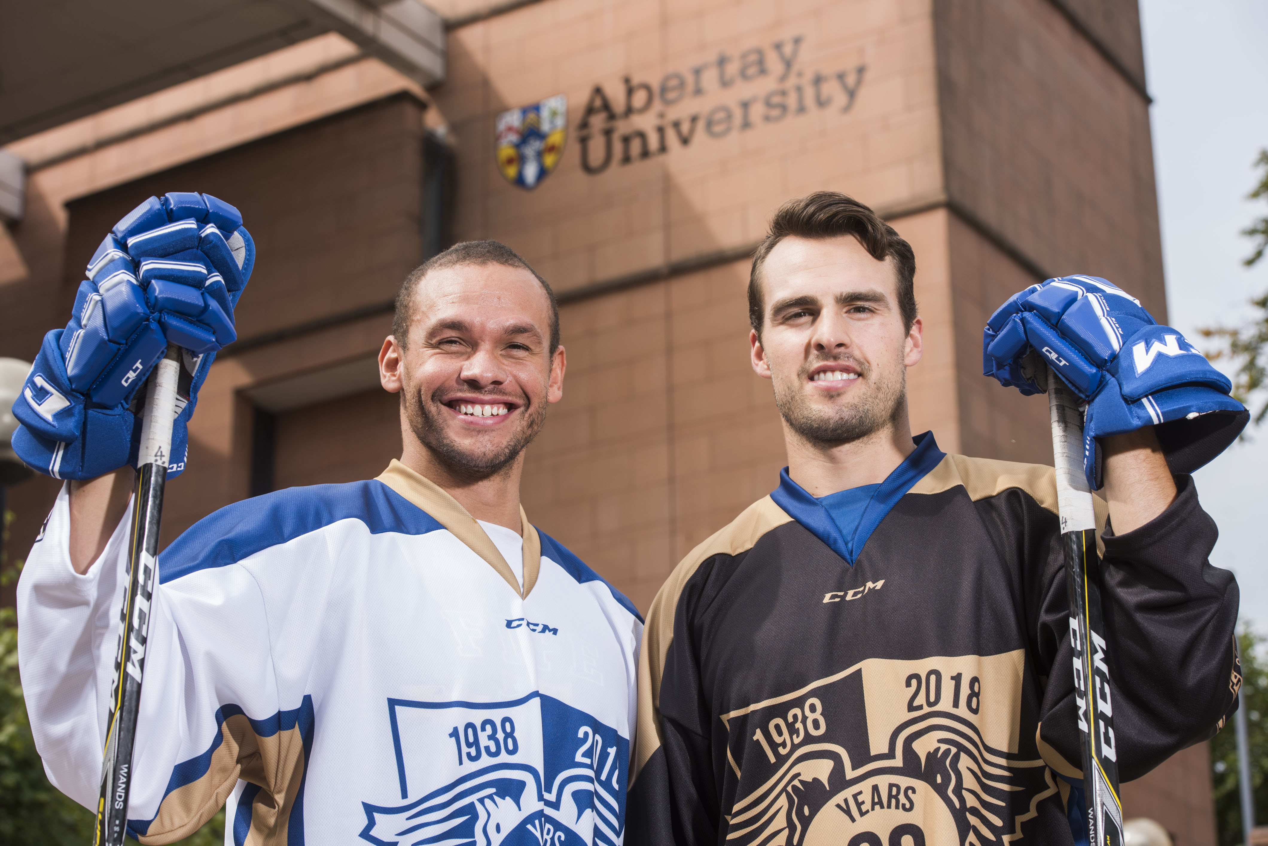 Abertay signs Fife Flyers sports science partnership