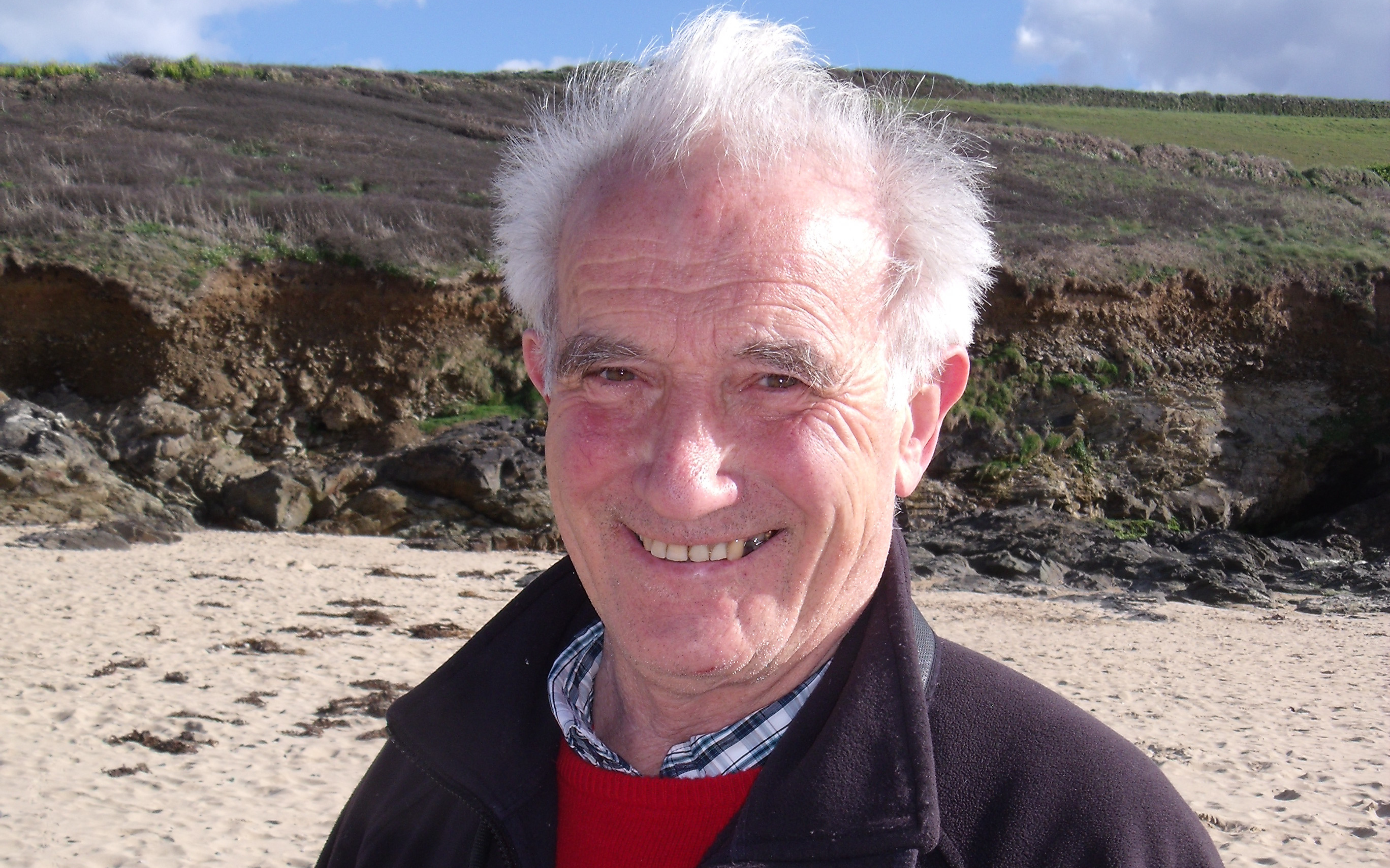 Roy Dennis OBE to be recognised at Winter Graduation on Friday 28 November